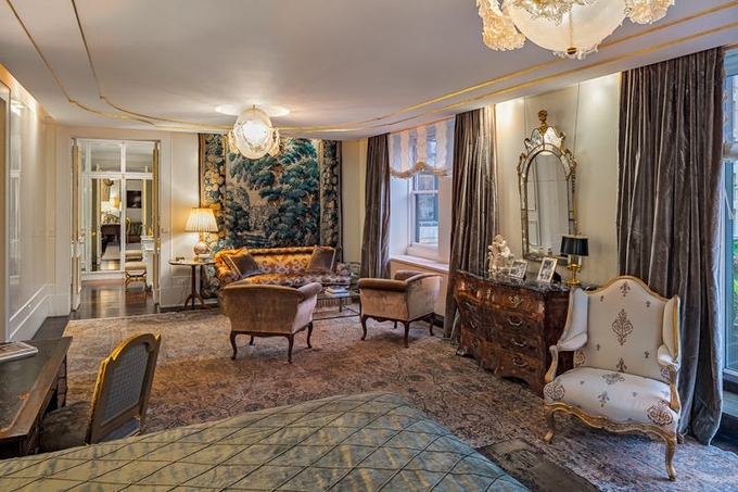 A corner of the Sherry-Netherland apartment is for sale for $ 95 million