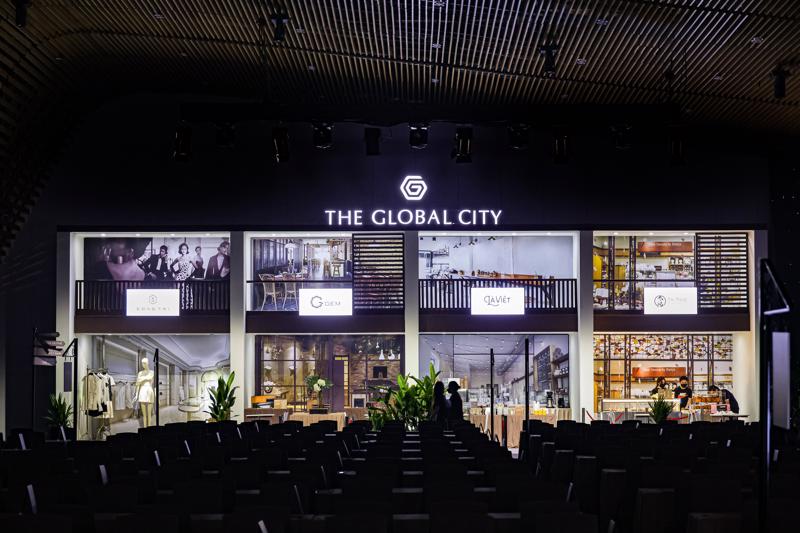 The Global City attracts investors with the "downtown" experience