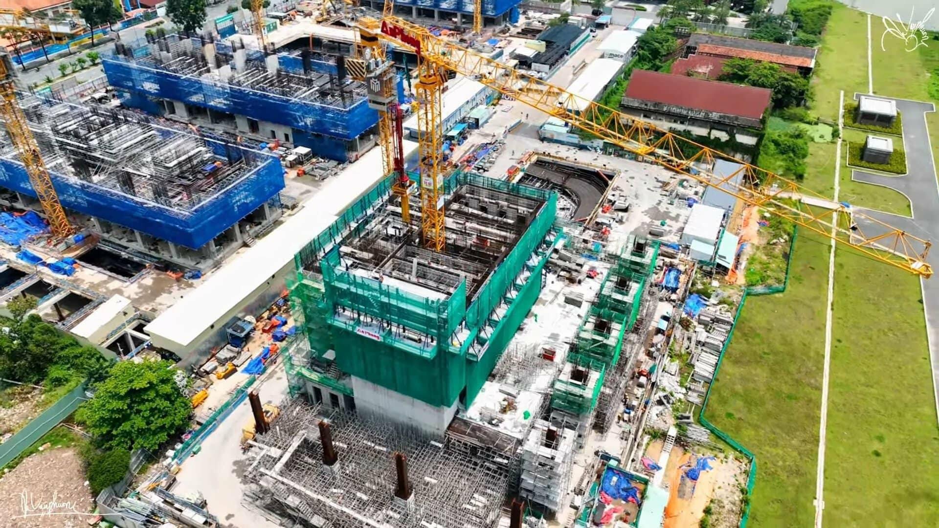 Progress of Grand Marina Saigon 09.2022 1