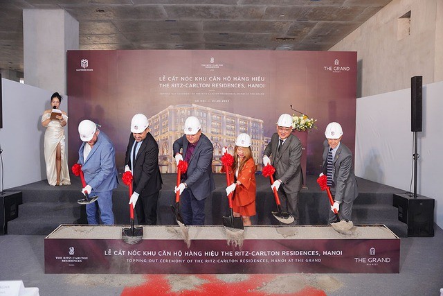 Masterise Homes officially topped off The Ritz-Carlton Residences Hanoi luxury apartment complex
